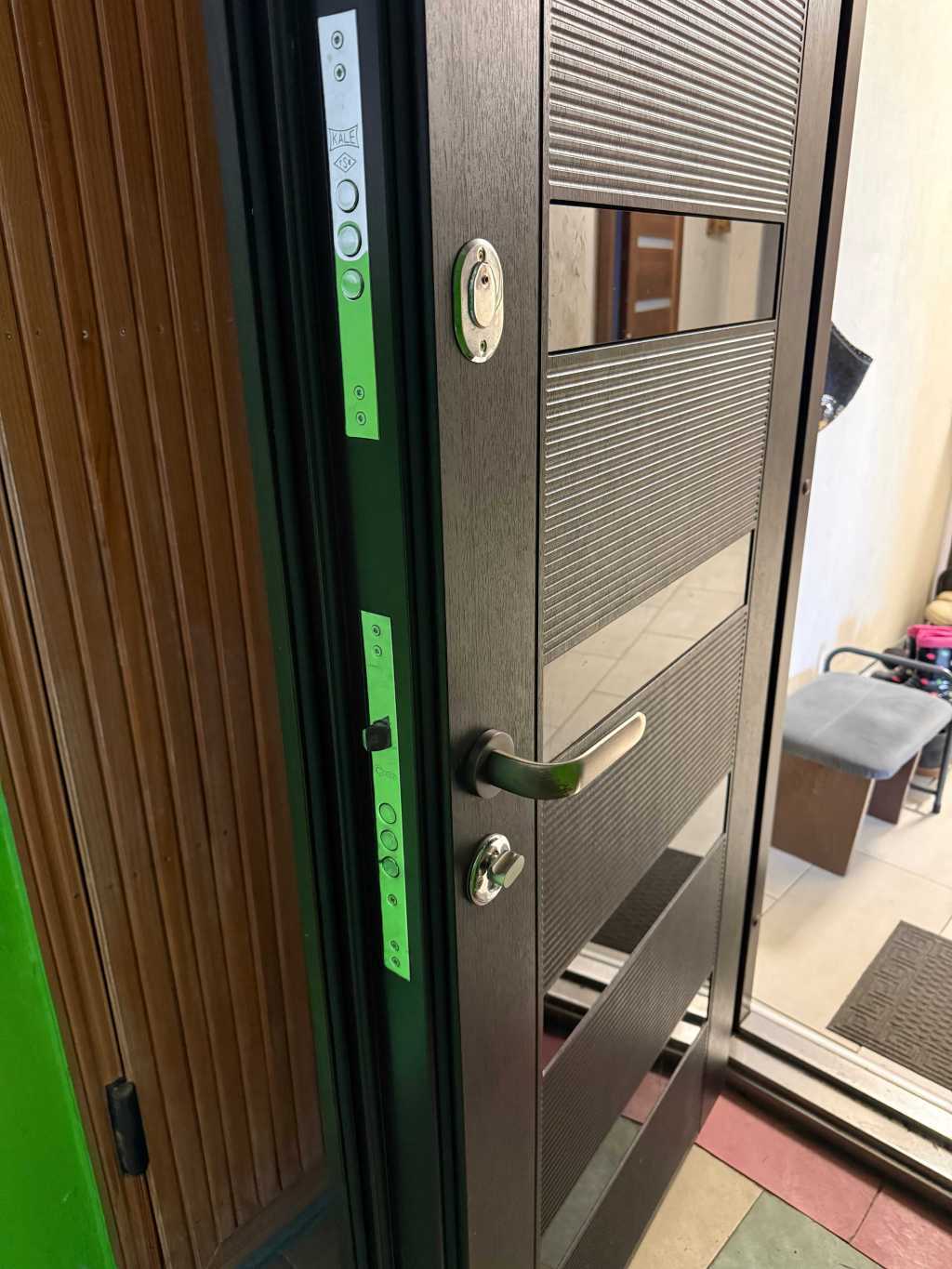 Продажа 3-комнатной квартиры 67 м², Героев просп., 21