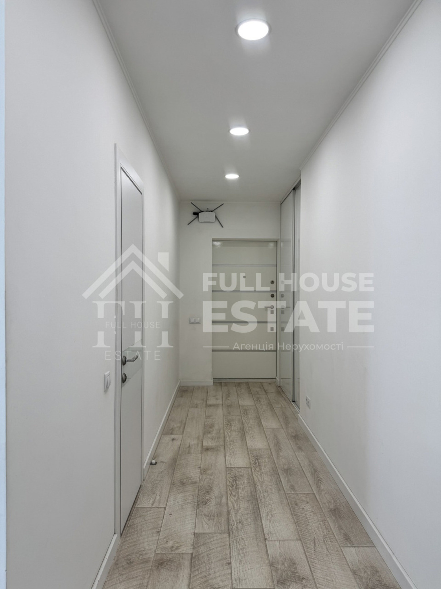 Аренда 3-комнатной квартиры 77 м², Анны Ахматовой ул., 22