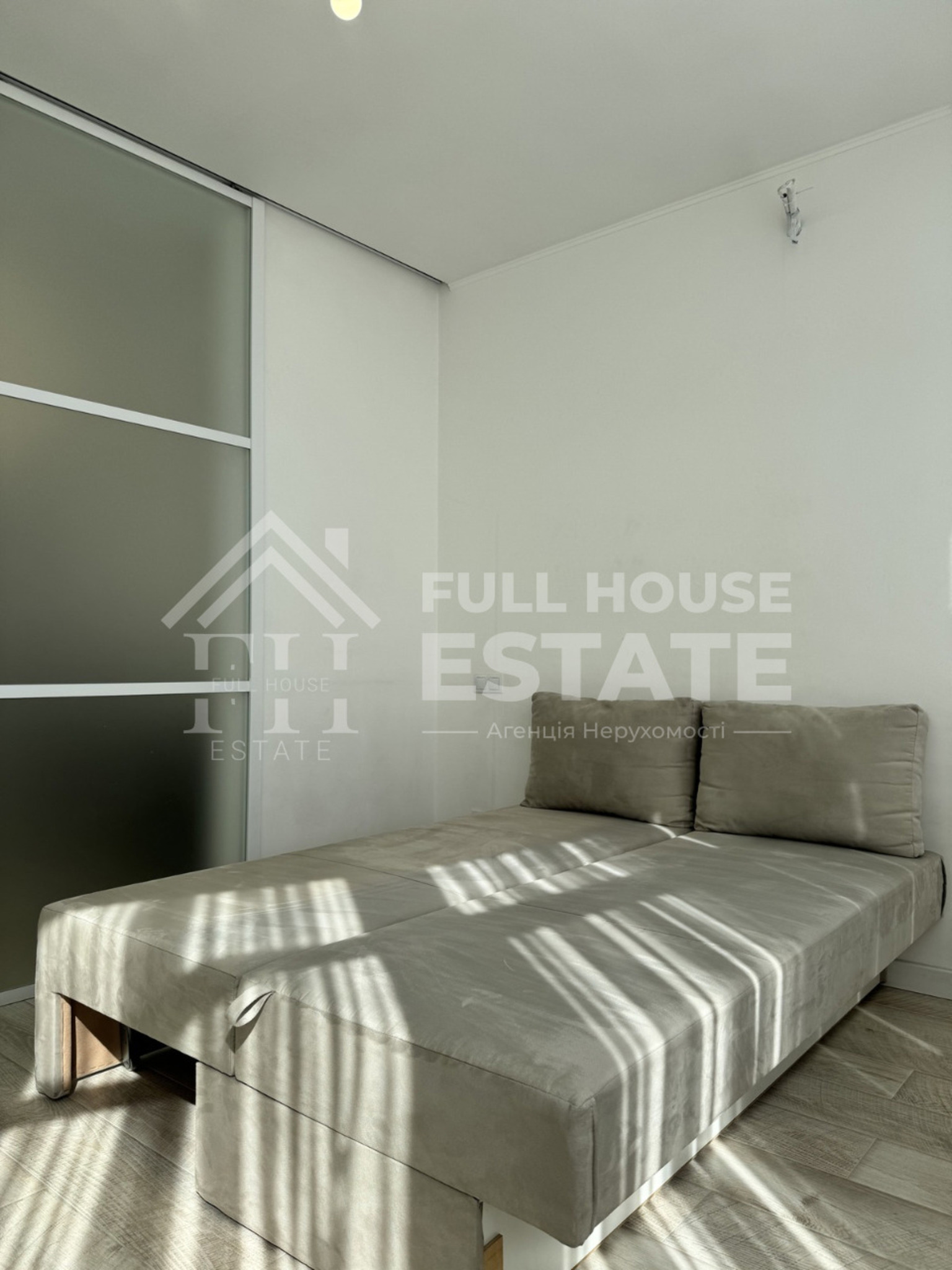 Аренда 3-комнатной квартиры 77 м², Анны Ахматовой ул., 22