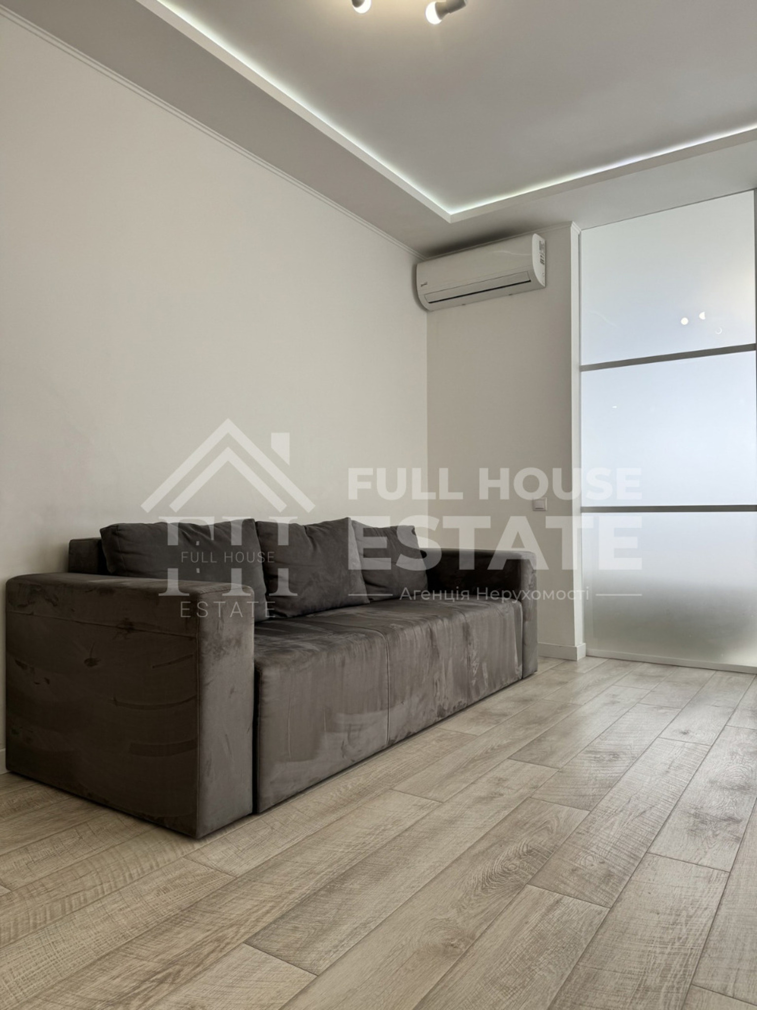 Аренда 3-комнатной квартиры 77 м², Анны Ахматовой ул., 22