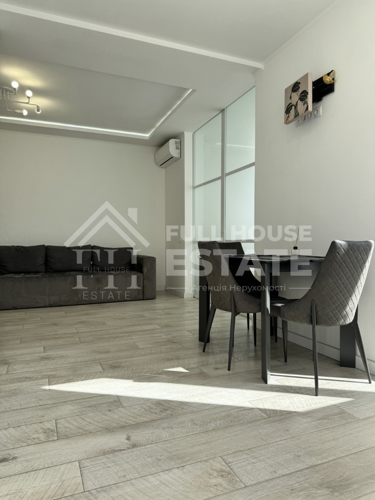 Аренда 3-комнатной квартиры 77 м², Анны Ахматовой ул., 22