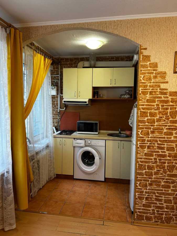 Оренда 1-кімнатної квартири 25 м², Вишгородська вул., 10