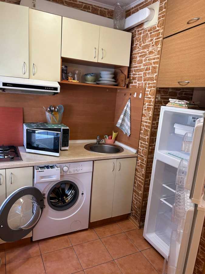 Оренда 1-кімнатної квартири 25 м², Вишгородська вул., 10