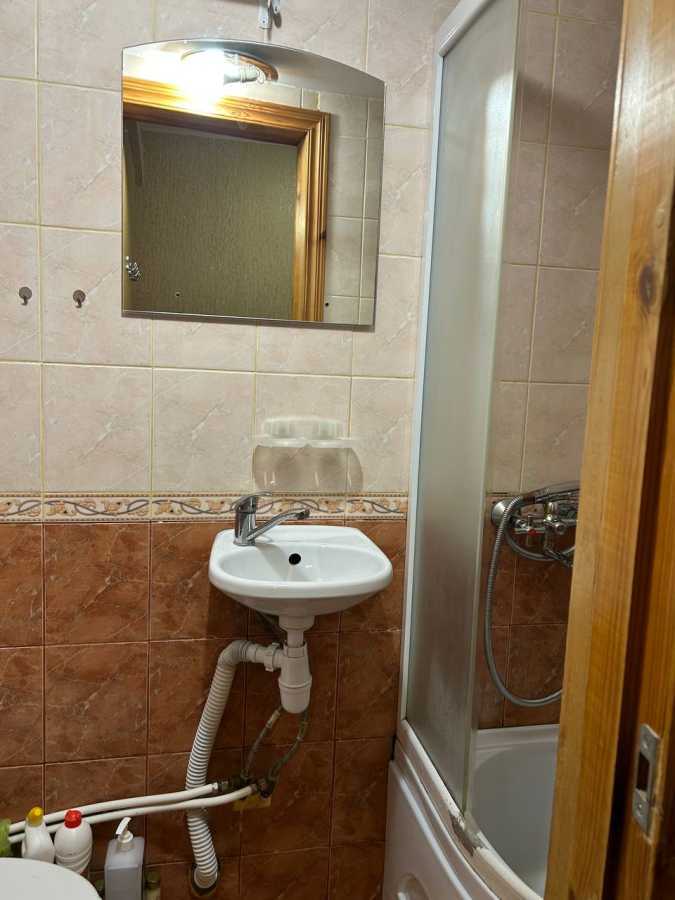 Оренда 1-кімнатної квартири 25 м², Вишгородська вул., 10