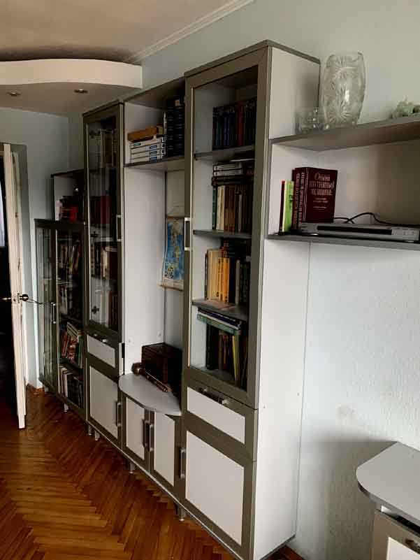 Продаж 4-кімнатної квартири 81 м², Антонова Авіаконструктора вул., 9