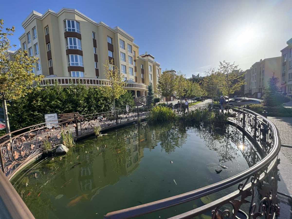 Продаж 4-кімнатної квартири 103 м², Відпочинку, 1