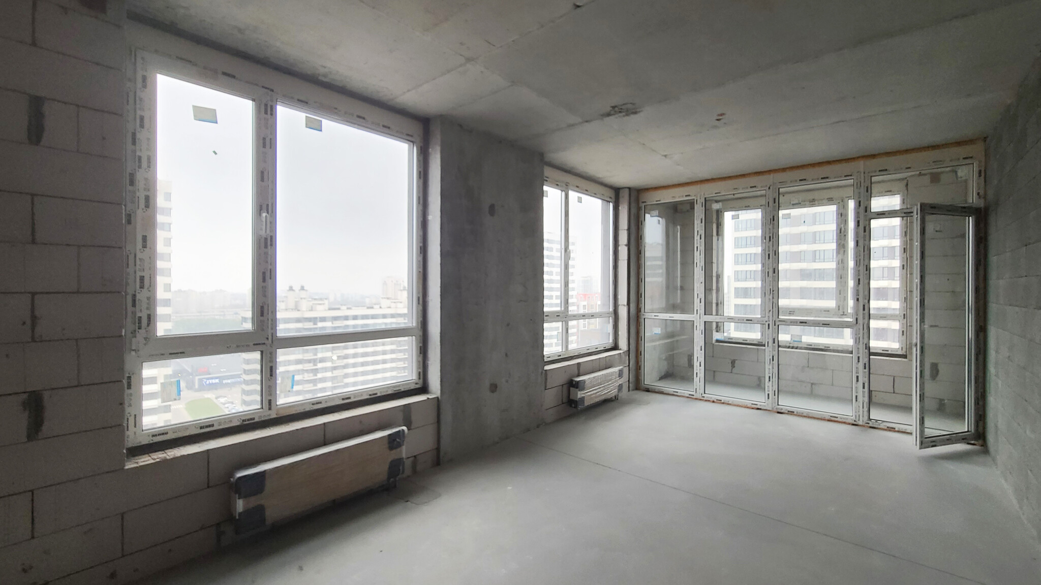 Продаж 2-кімнатної квартири 69 м², Олександра Олеся вул.