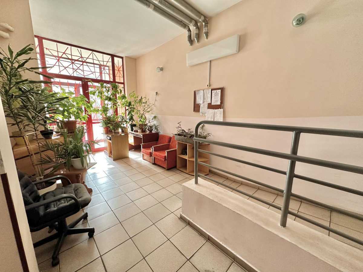 Продаж 2-кімнатної квартири 83 м², Шота Руставелі вул., 44