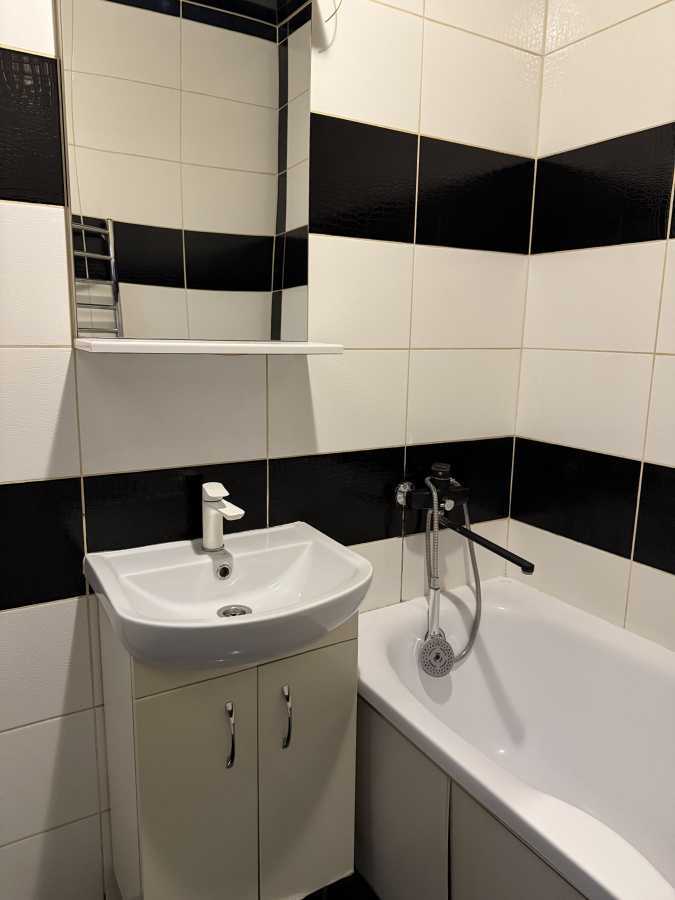 Продажа 2-комнатной квартиры 76.2 м², Волі, 32