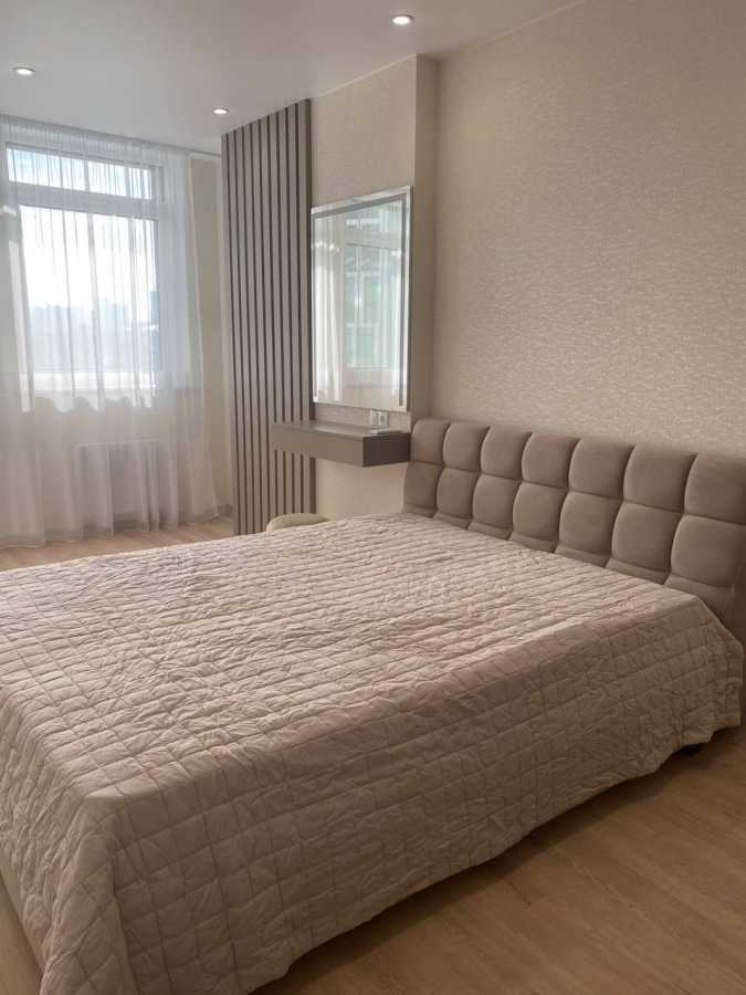 Аренда 1-комнатной квартиры 53 м², Берестейський, 11к2