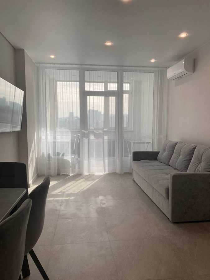 Аренда 1-комнатной квартиры 53 м², Берестейський, 11к2