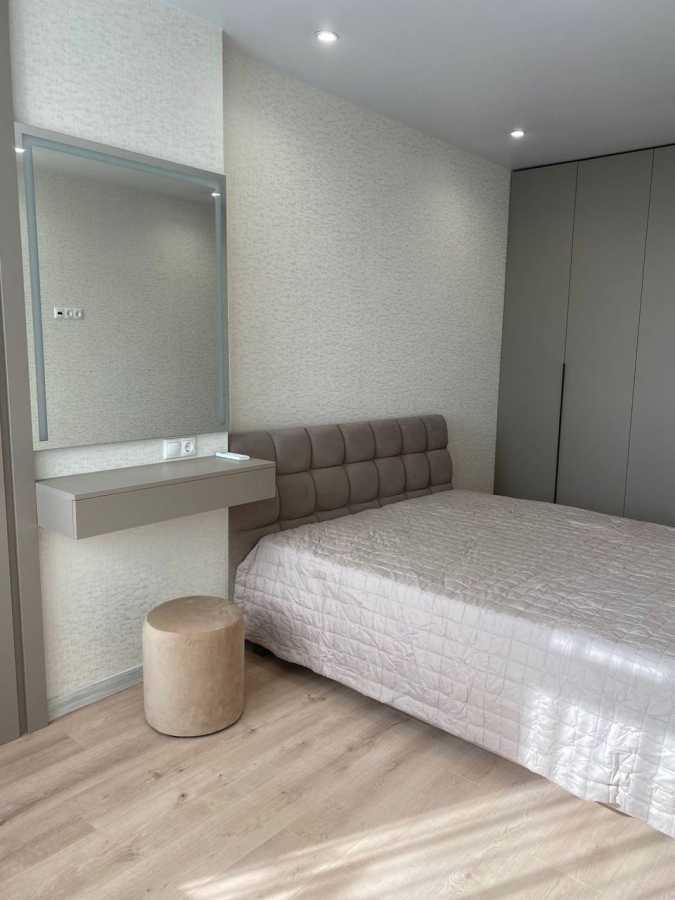 Аренда 1-комнатной квартиры 53 м², Берестейський, 11к2