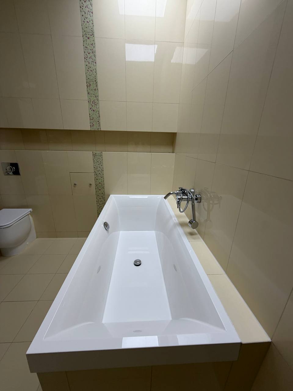 Аренда 3-комнатной квартиры 200 м², Лидерсовский бул., 5