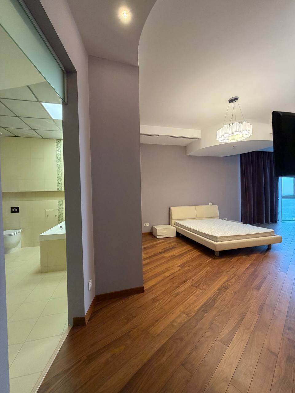 Аренда 3-комнатной квартиры 200 м², Лидерсовский бул., 5