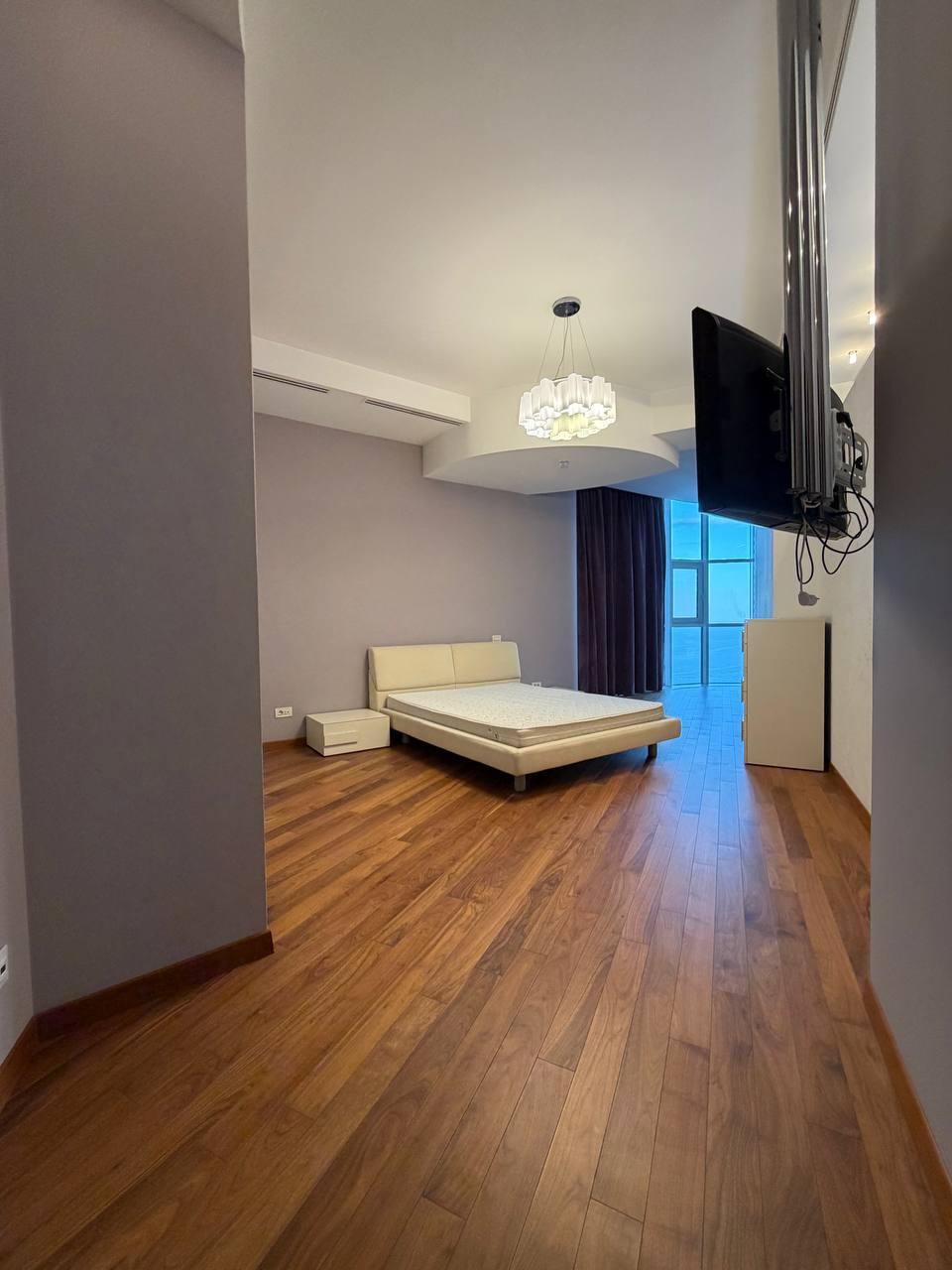 Аренда 3-комнатной квартиры 200 м², Лидерсовский бул., 5