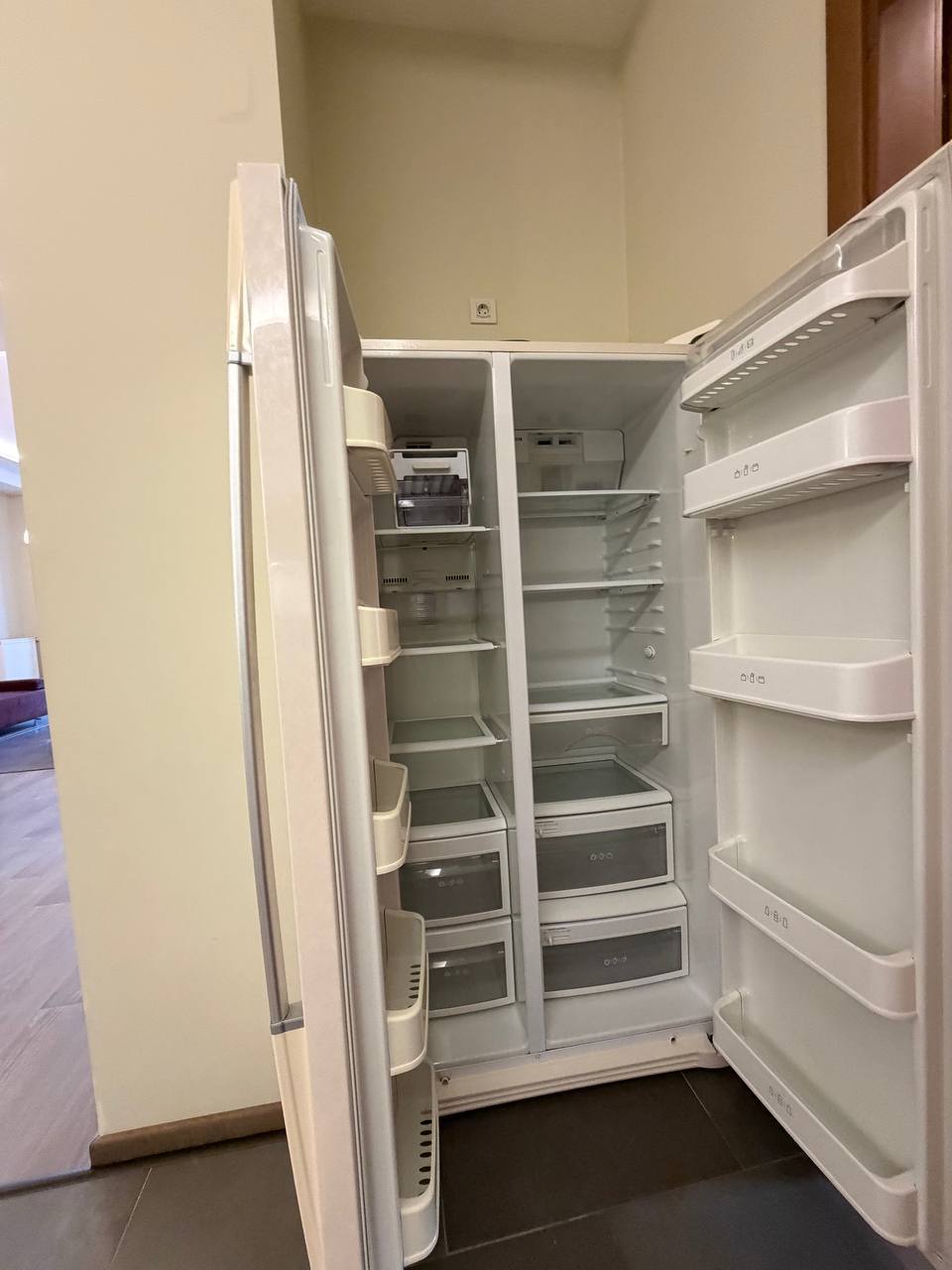 Аренда 3-комнатной квартиры 200 м², Лидерсовский бул., 5