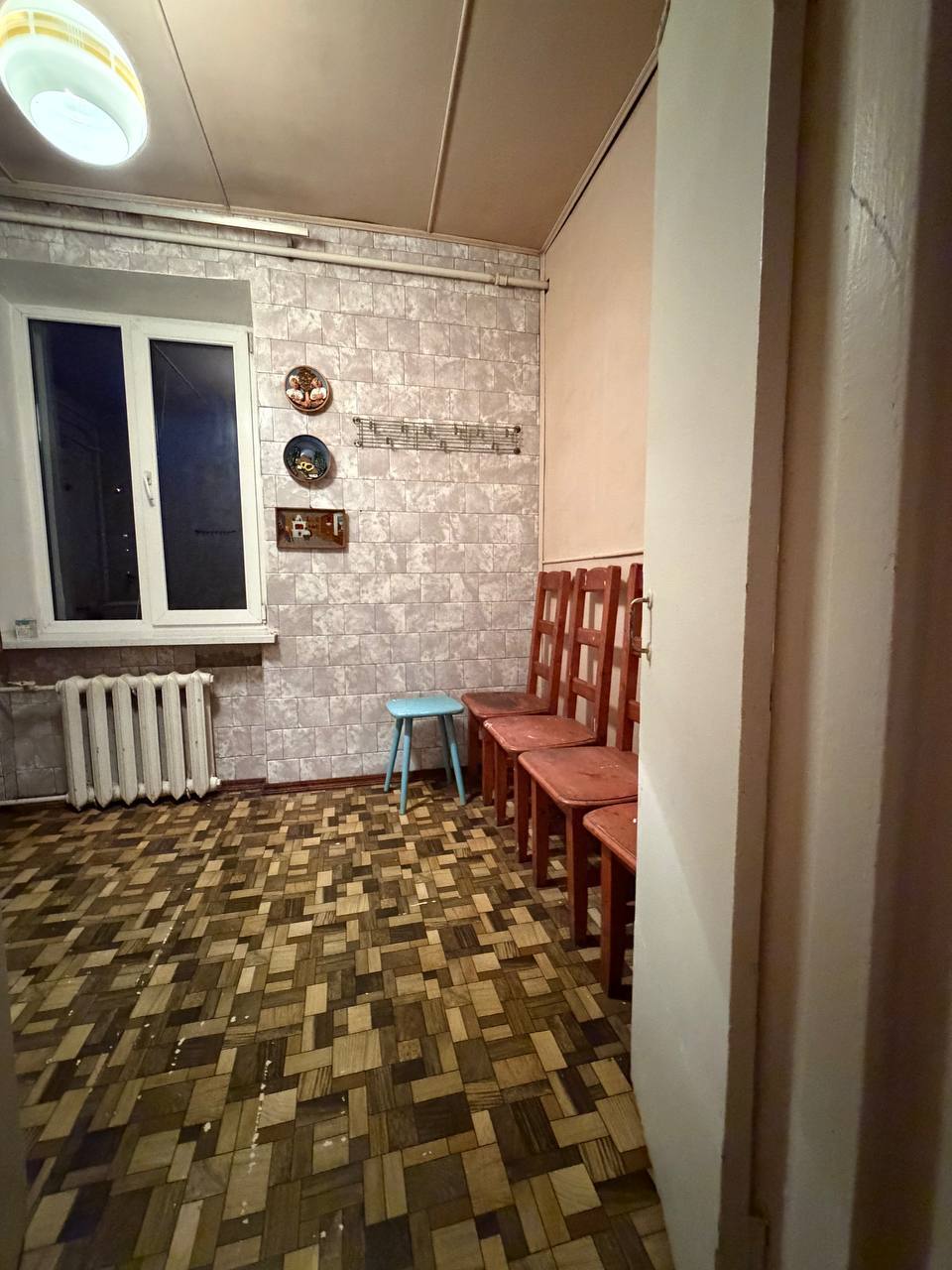 Продаж 3-кімнатної квартири 62.9 м², Запорізька вул., 10
