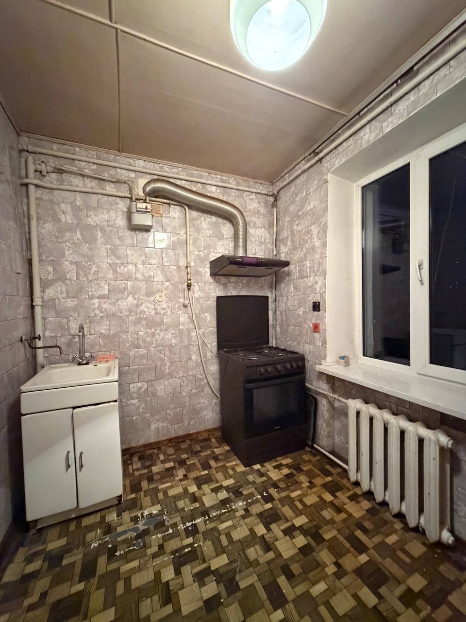 Продаж 3-кімнатної квартири 62.9 м², Запорізька вул., 10