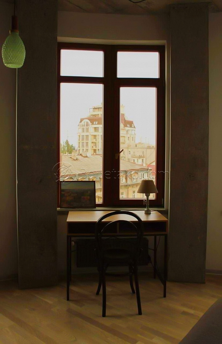 Аренда 3-комнатной квартиры 90 м², Греческая ул., 1А