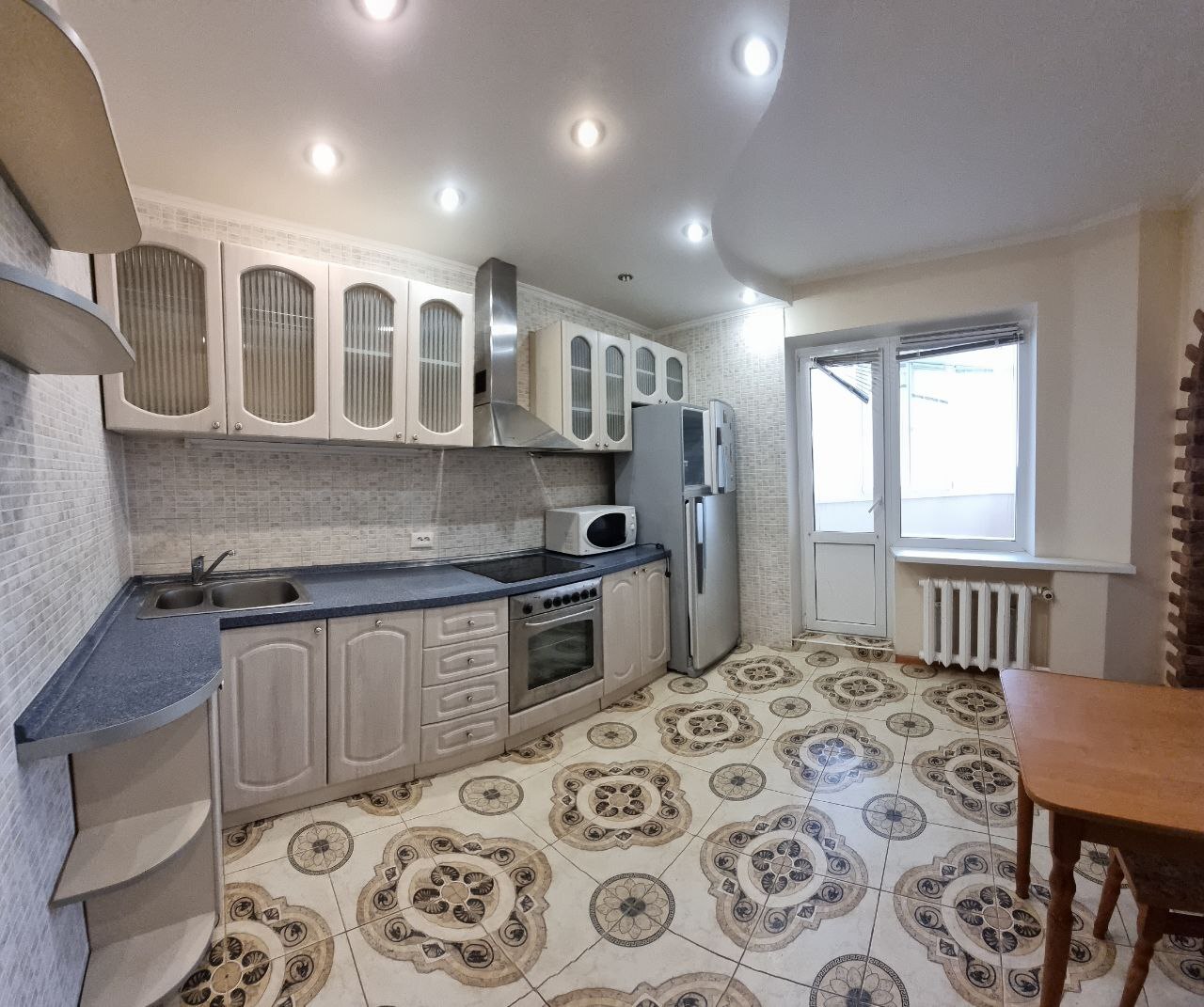 Оренда 3-кімнатної квартири 100 м², Оноре де Бальзака вул., 55