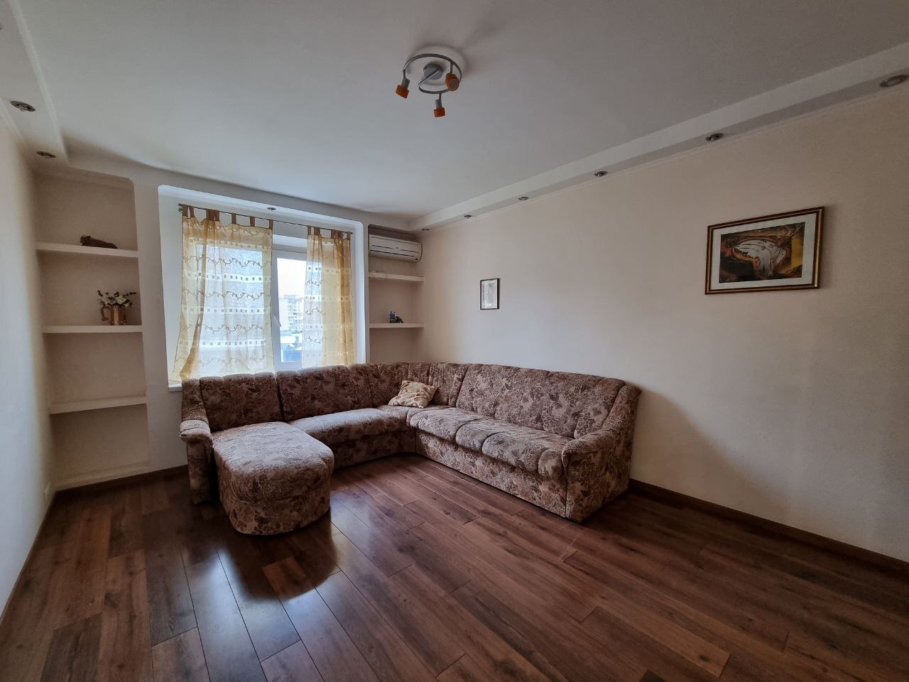 Оренда 3-кімнатної квартири 100 м², Оноре де Бальзака вул., 55