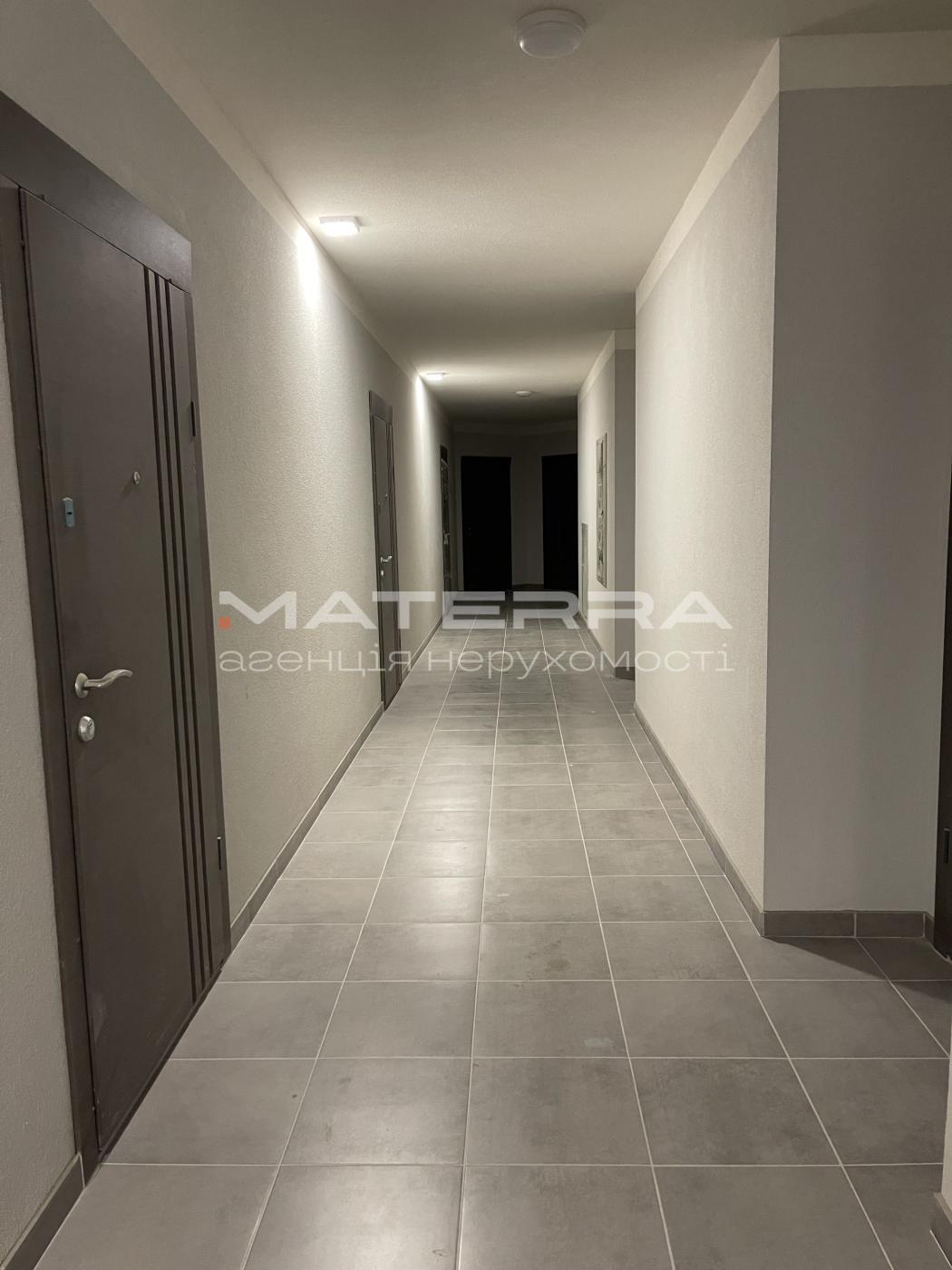 Продаж 1-кімнатної квартири 33.5 м², Гатненський просп.