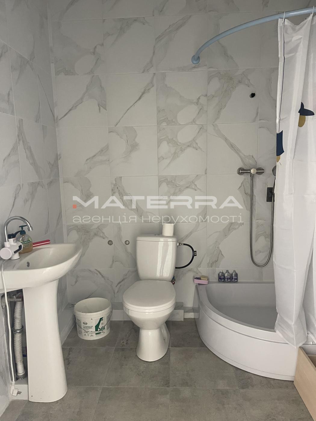 Продаж 1-кімнатної квартири 33.5 м², Гатненський просп.