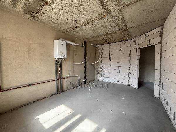 Продаж 2-кімнатної квартири 78 м², Тарасівська вул., 1