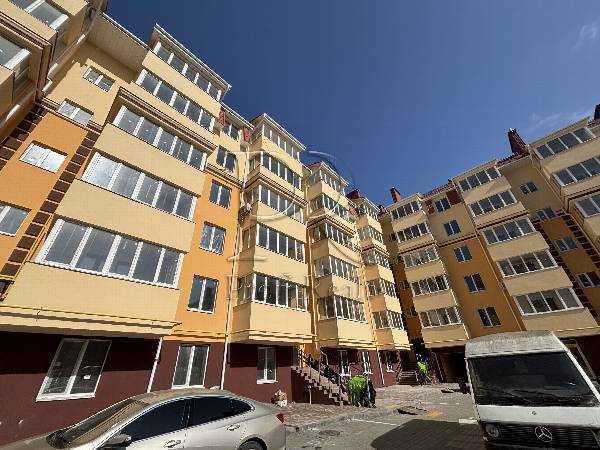 Продаж 2-кімнатної квартири 78 м², Тарасівська вул., 1