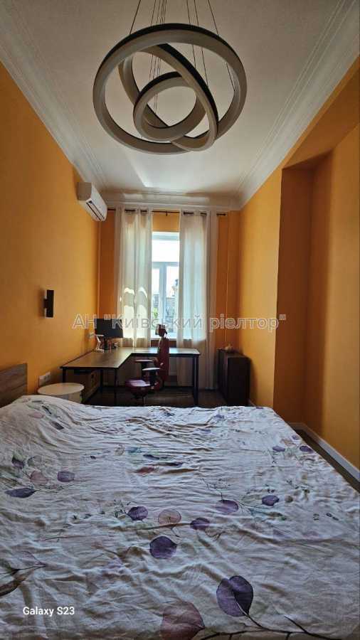 Продаж 2-кімнатної квартири 64.3 м², Велика Васильківська вул., 67/7