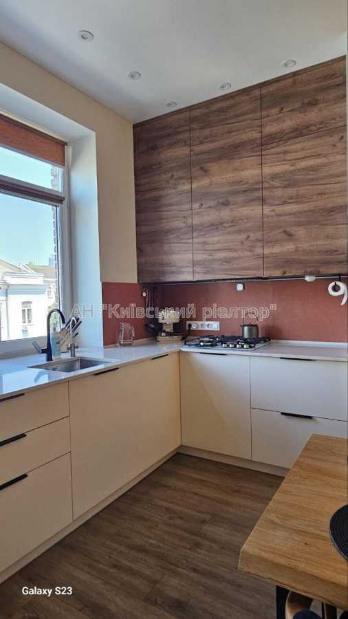 Продаж 2-кімнатної квартири 64.3 м², Велика Васильківська вул., 67/7