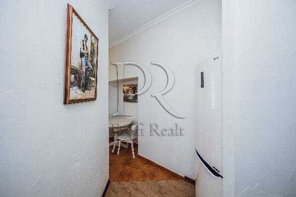 Продаж 2-кімнатної квартири 55 м², Симона Петлюри вул., 8