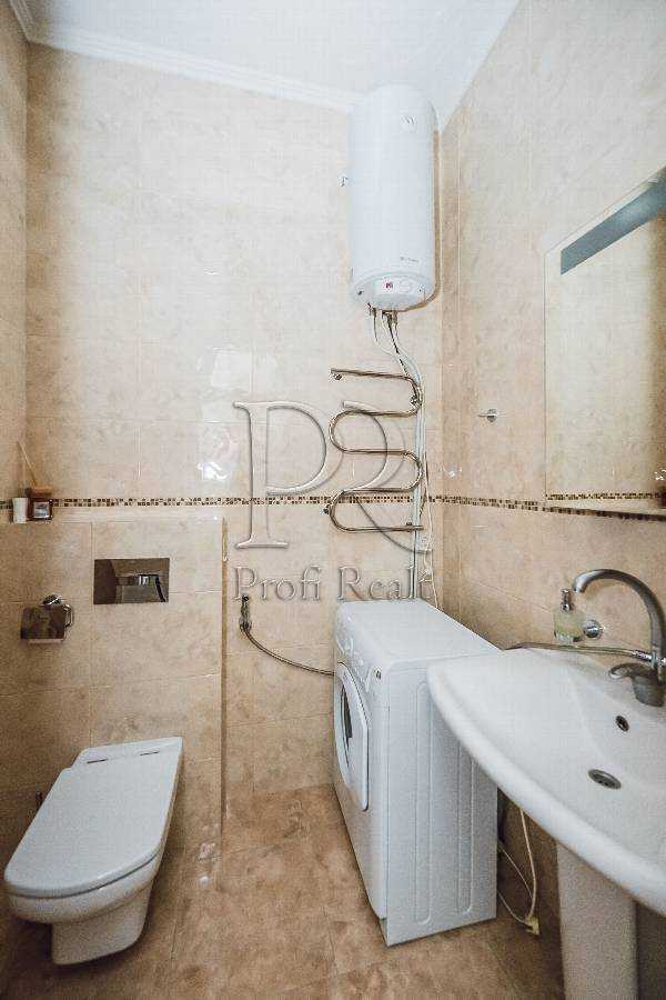 Продаж 2-кімнатної квартири 55 м², Симона Петлюри вул., 8