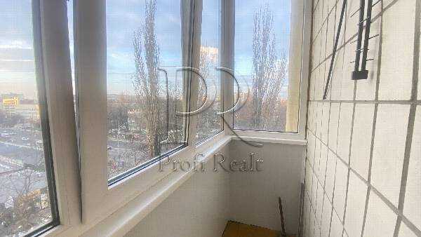 Продажа 1-комнатной квартиры 32 м², Андрея Головко ул., 1