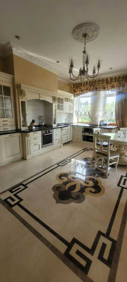 Продажа дома 550 м², Лесная ул.