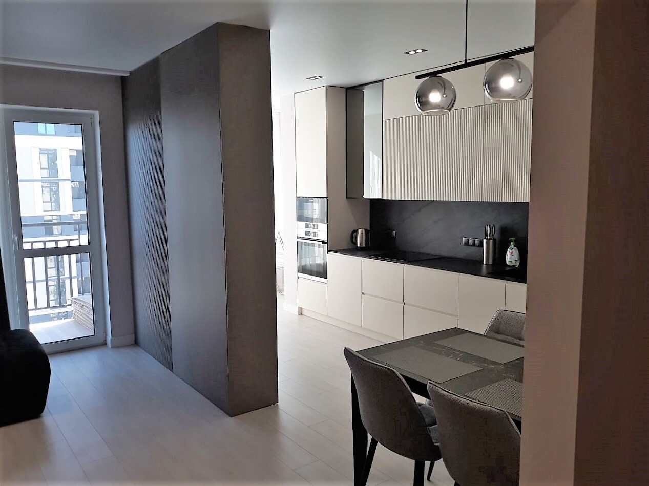 Продаж 4-кімнатної квартири 142 м², Метрологічна вул., 15А