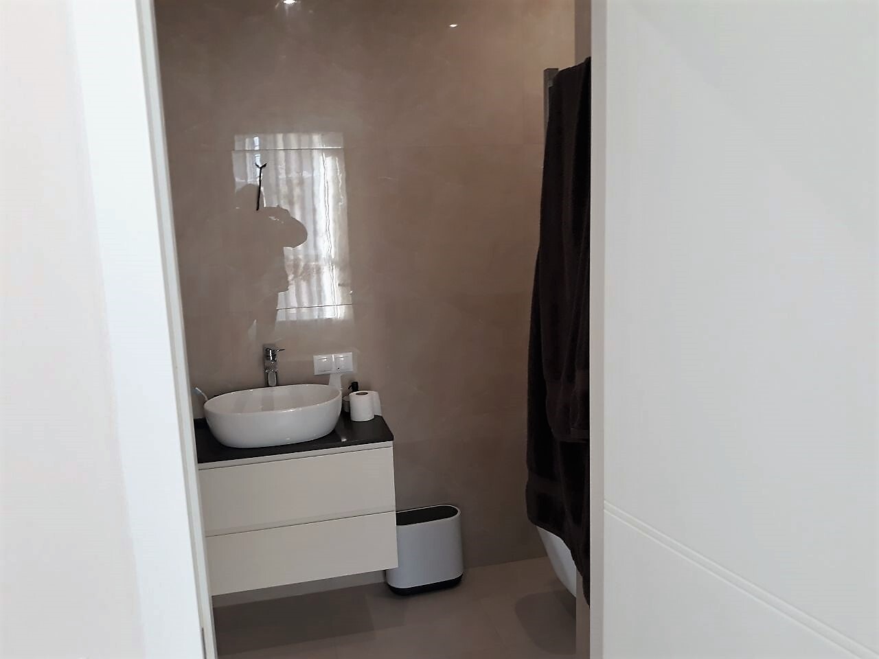 Продаж 4-кімнатної квартири 142 м², Метрологічна вул., 15А