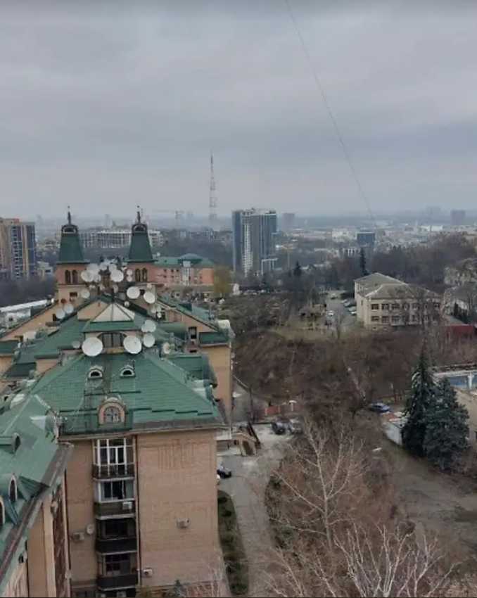 Аренда 3-комнатной квартиры 76 м², Сечевых Стрельцов ул.