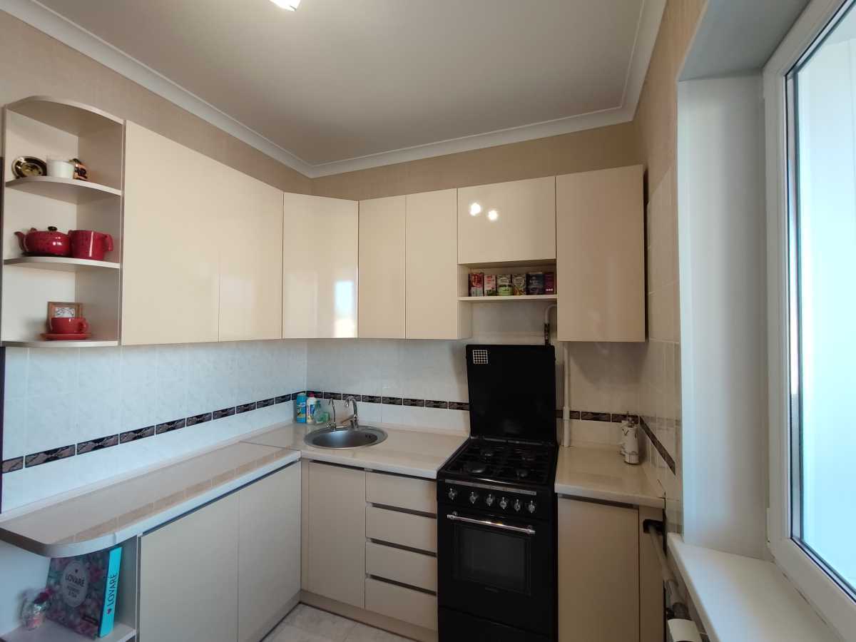 Продаж 1-кімнатної квартири 37.4 м², Прирічна вул., 19В