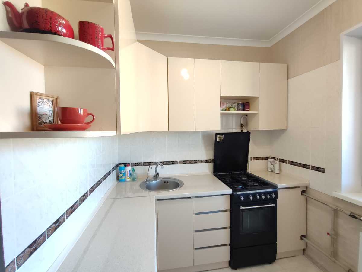 Продаж 1-кімнатної квартири 37.4 м², Прирічна вул., 19В