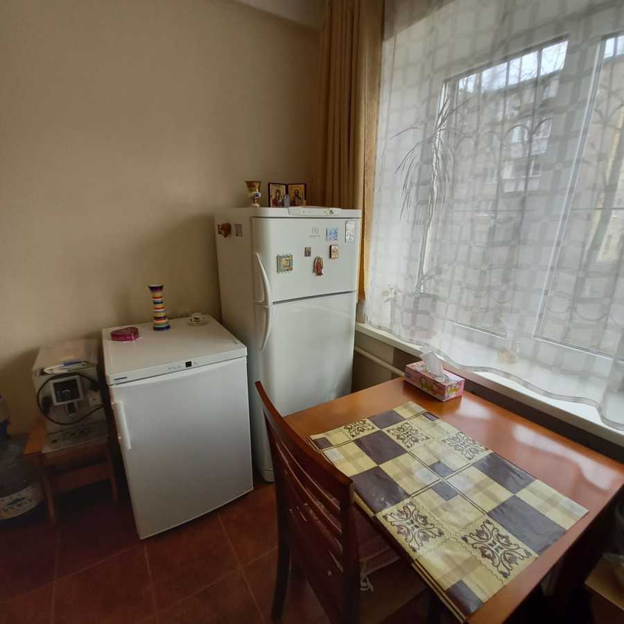 Оренда 1-кімнатної квартири 28 м², Ніжинська вул., 20