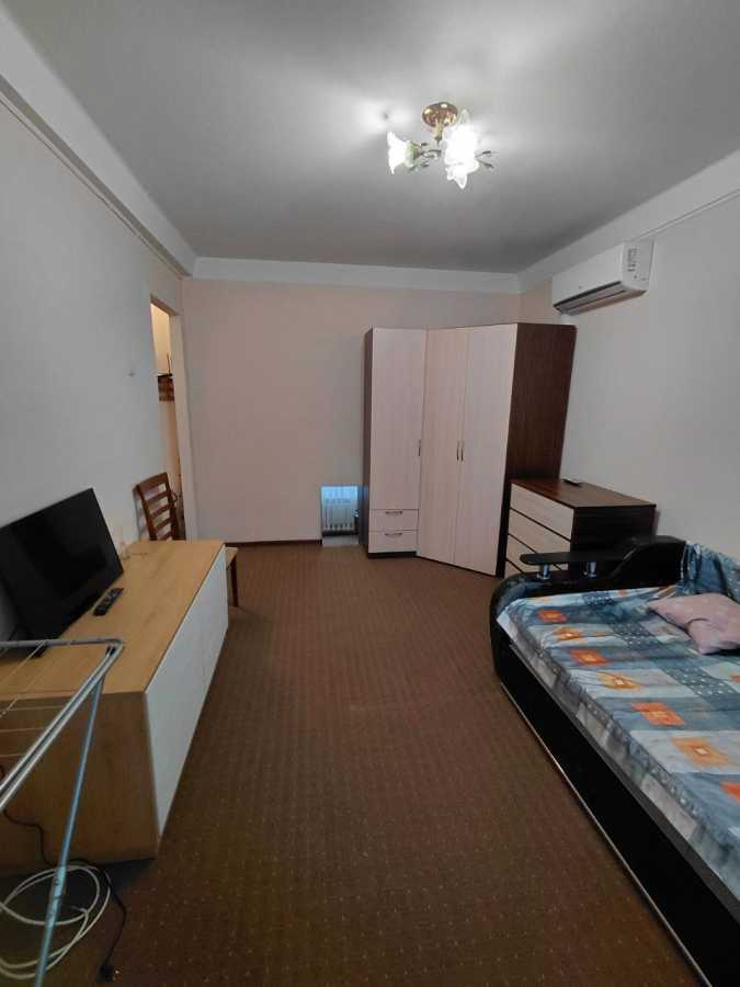 Оренда 1-кімнатної квартири 28 м², Ніжинська вул., 20
