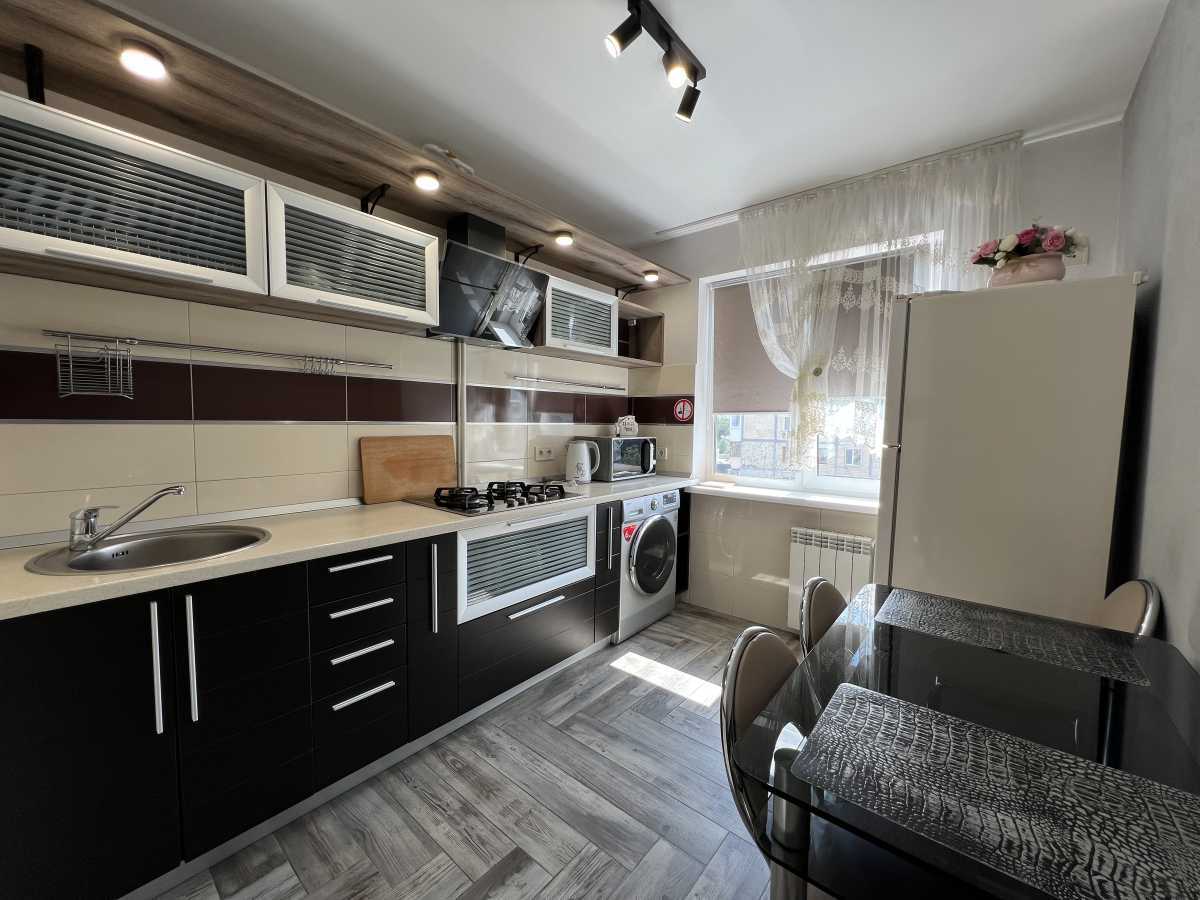 2-комнатная квартира посуточно 48 м², Митрополита Василия Липковского ул., 3