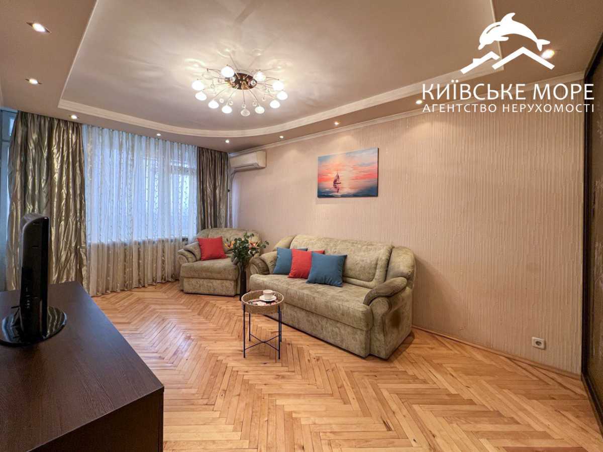 Аренда 1-комнатной квартиры 35 м², Днепровская наб., 3