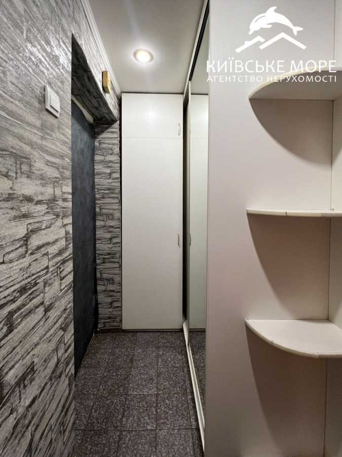 Аренда 1-комнатной квартиры 35 м², Днепровская наб., 3