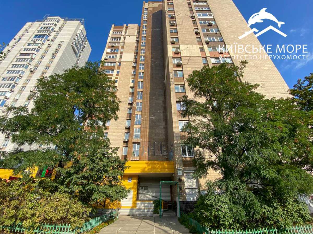 Аренда 1-комнатной квартиры 35 м², Днепровская наб., 3