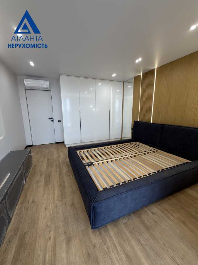 Продажа 1-комнатной квартиры 46.6 м², Князя Володимира, 22а