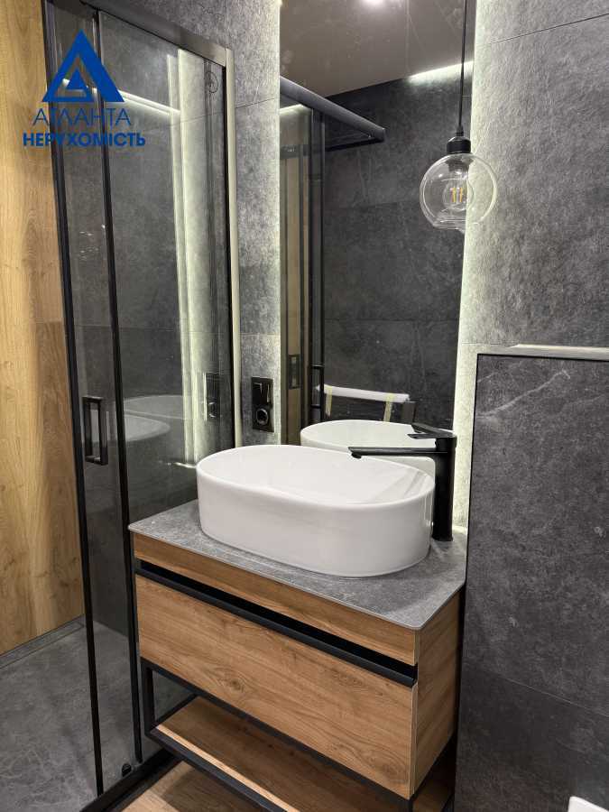 Продажа 1-комнатной квартиры 46.6 м², Князя Володимира, 22а