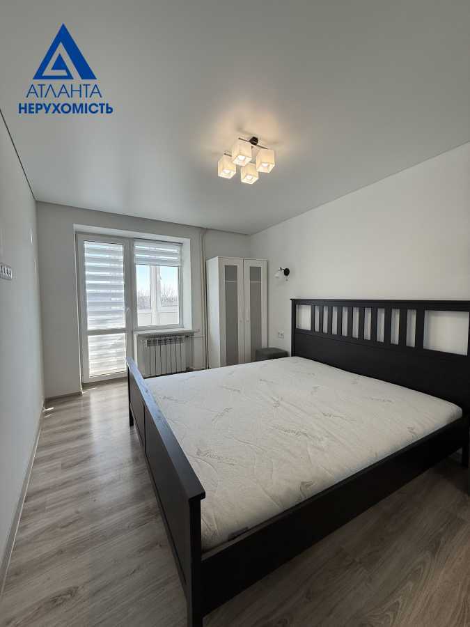 Продажа 3-комнатной квартиры 65 м², Дружбы Народов бул., 1