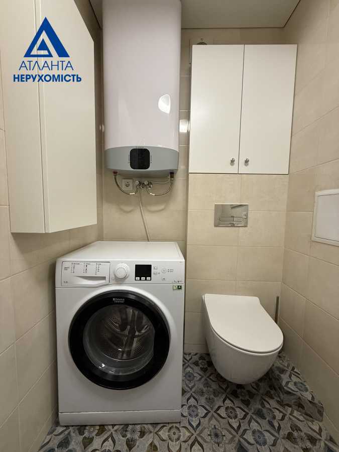 Продажа 3-комнатной квартиры 65 м², Дружбы Народов бул., 1